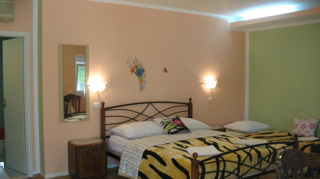 Kaja House Apartments Лозовац Екстериор снимка