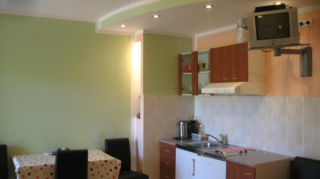 Kaja House Apartments Лозовац Екстериор снимка