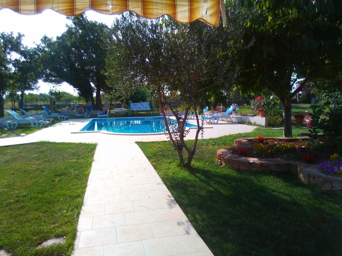 Kaja House Apartments Лозовац Екстериор снимка