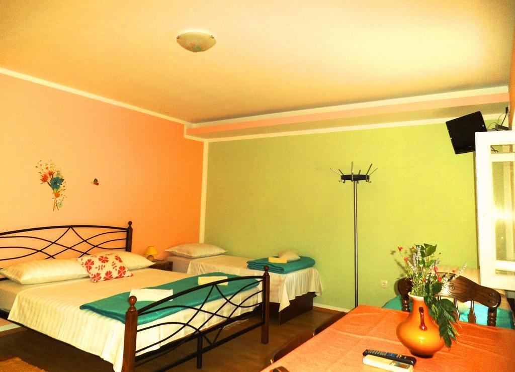 Kaja House Apartments Лозовац Екстериор снимка